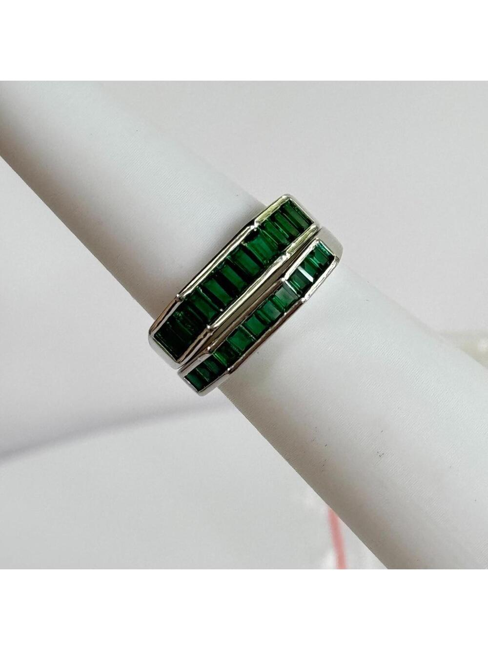 Bomb Party Sz 8 May "Swaying In The Breeze" LC Emerald on Rhodium (2 Rings)